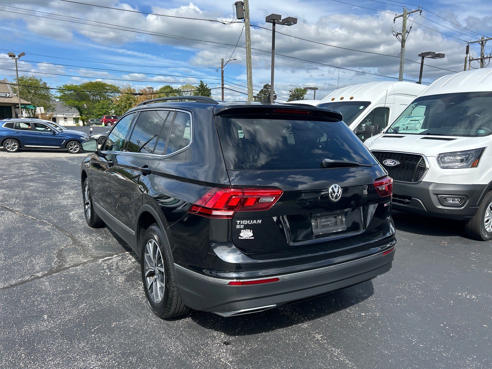 Used 2020 Volkswagen Tiguan SE w/ Panoramic Sunroof Package AWD/4WD image 12