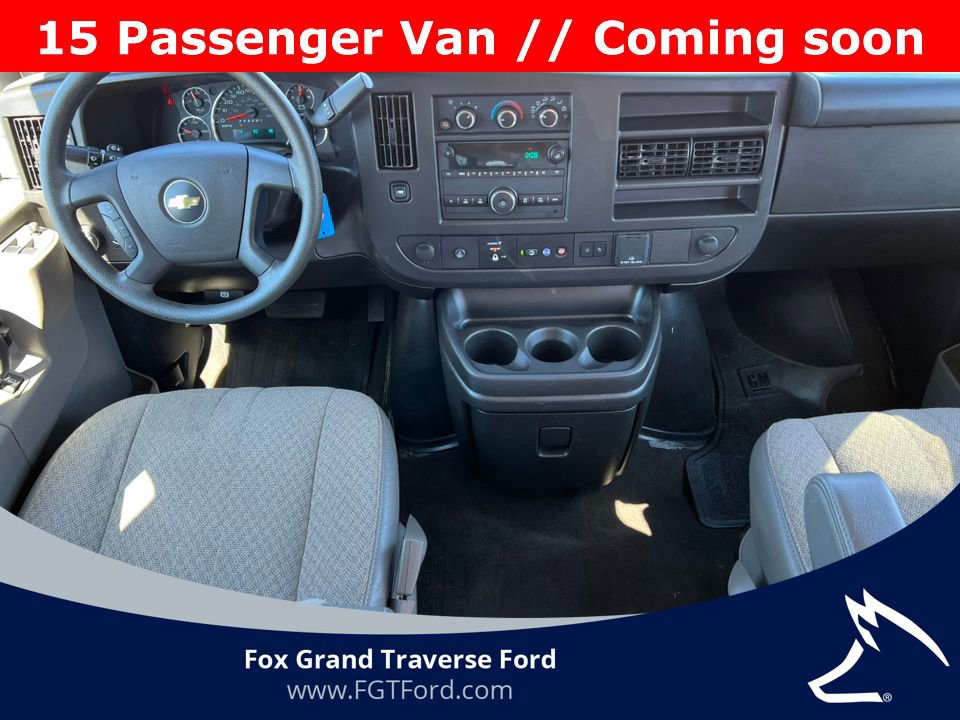 Used 2025 Chevrolet Express 3500 LT w/ LT Preferred Equipment Group image 2