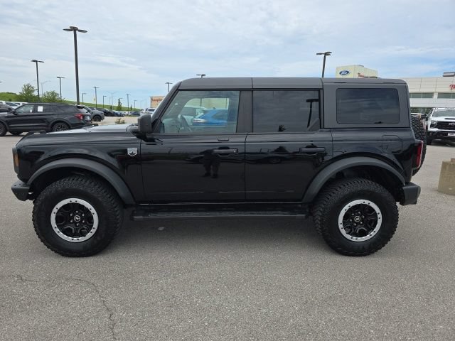 Certified 2023 Ford Bronco Big Bend w/ Sasquatch Package AWD/4WD image 2