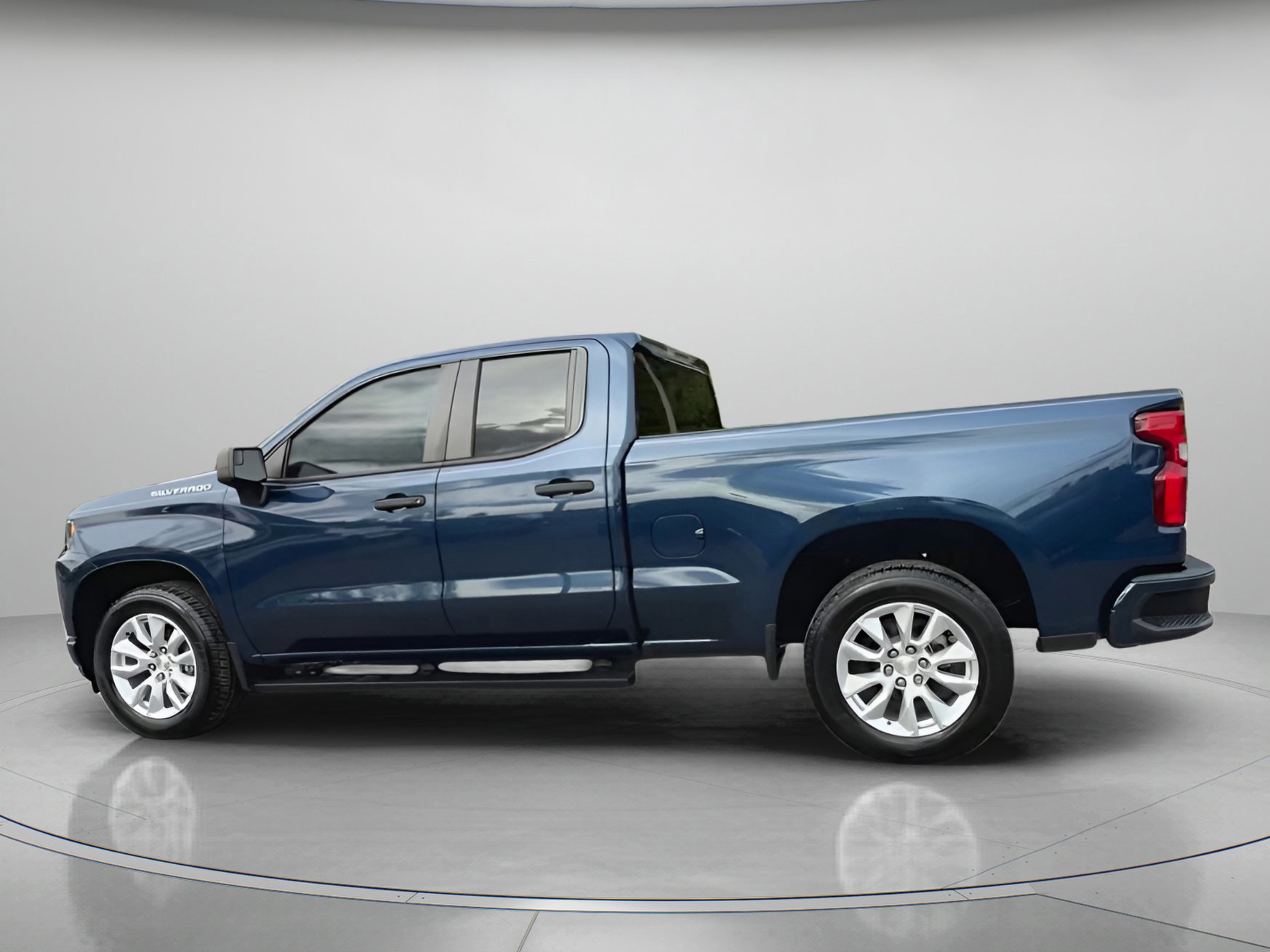 Used 2019 Chevrolet Silverado 1500 Custom w/ Custom Convenience Package image 10