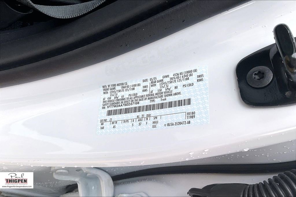 Certified 2025 Ford F250 XL w/ XL Chrome Package image 35