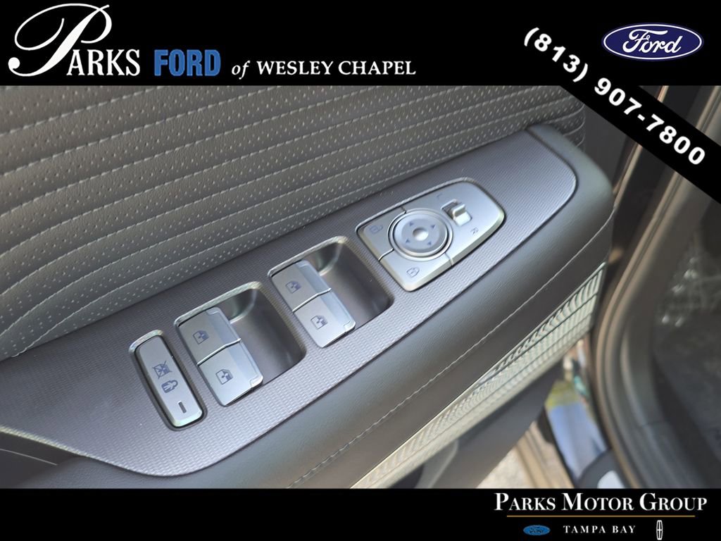 Used 2025 Hyundai Palisade Calligraphy AWD/4WD image 19