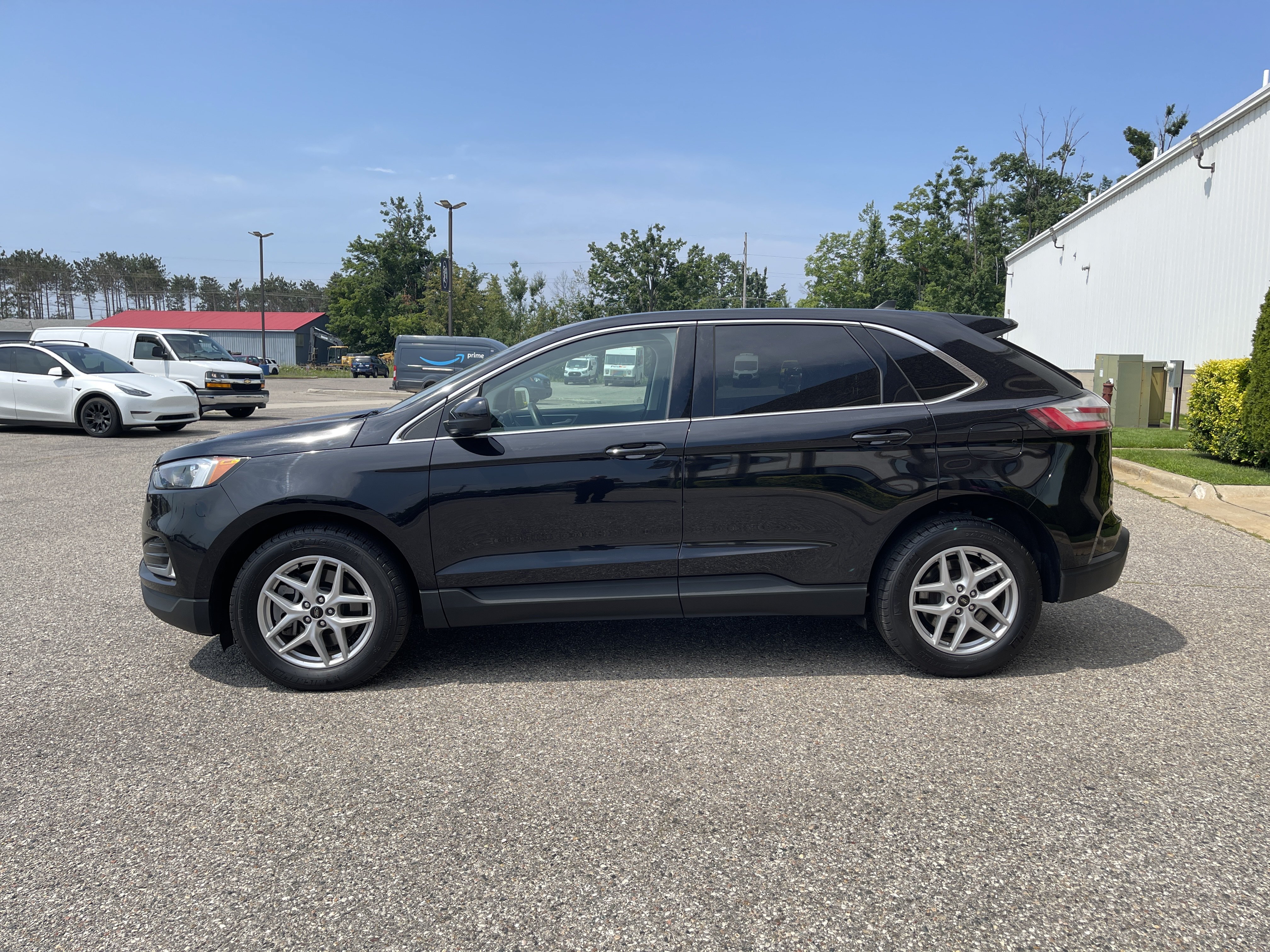 Certified 2024 Ford Edge SEL w/ Convenience Package AWD/4WD image 7