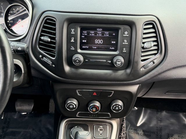 Used 2017 Jeep Compass Latitude AWD/4WD image 19