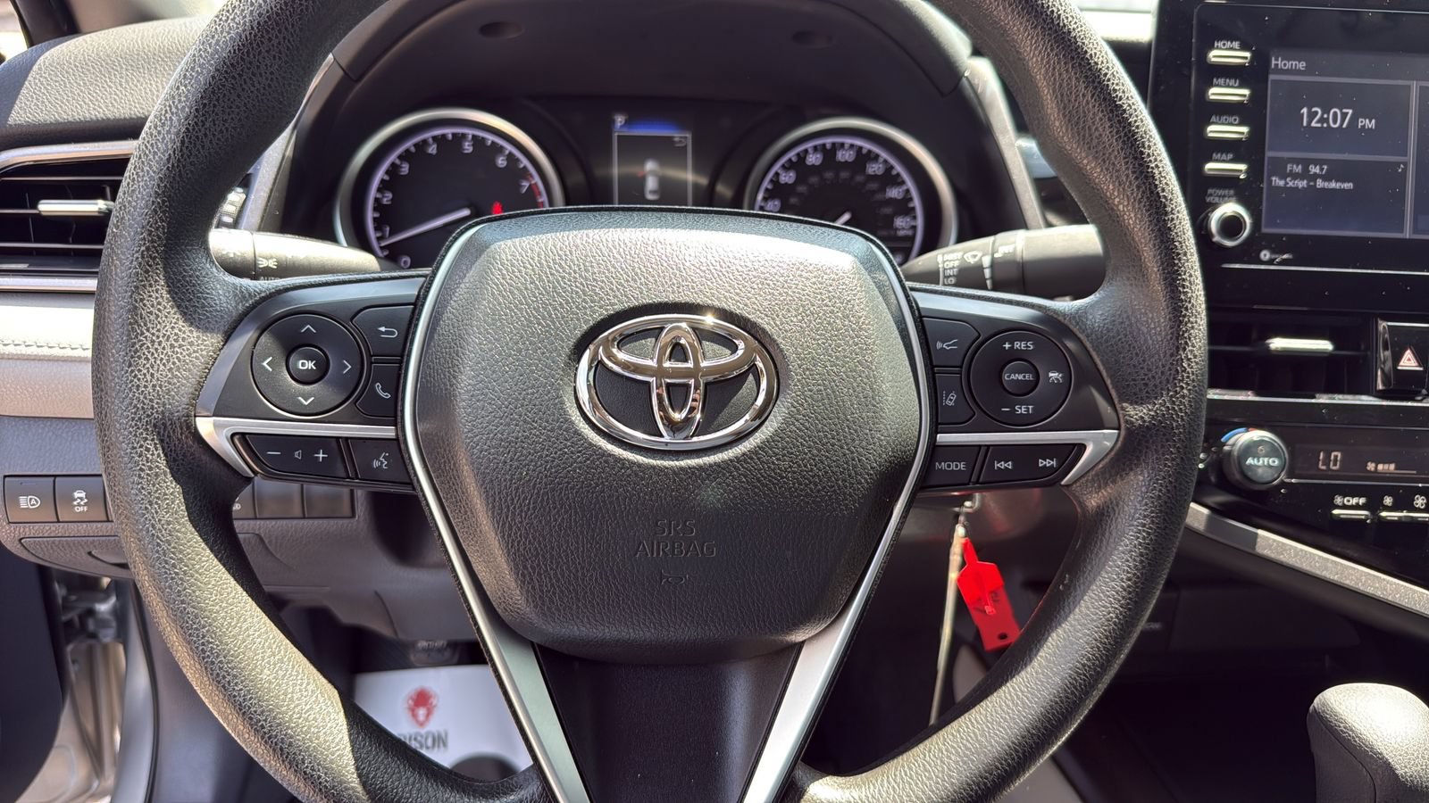 Used 2023 Toyota Camry LE FWD image 9