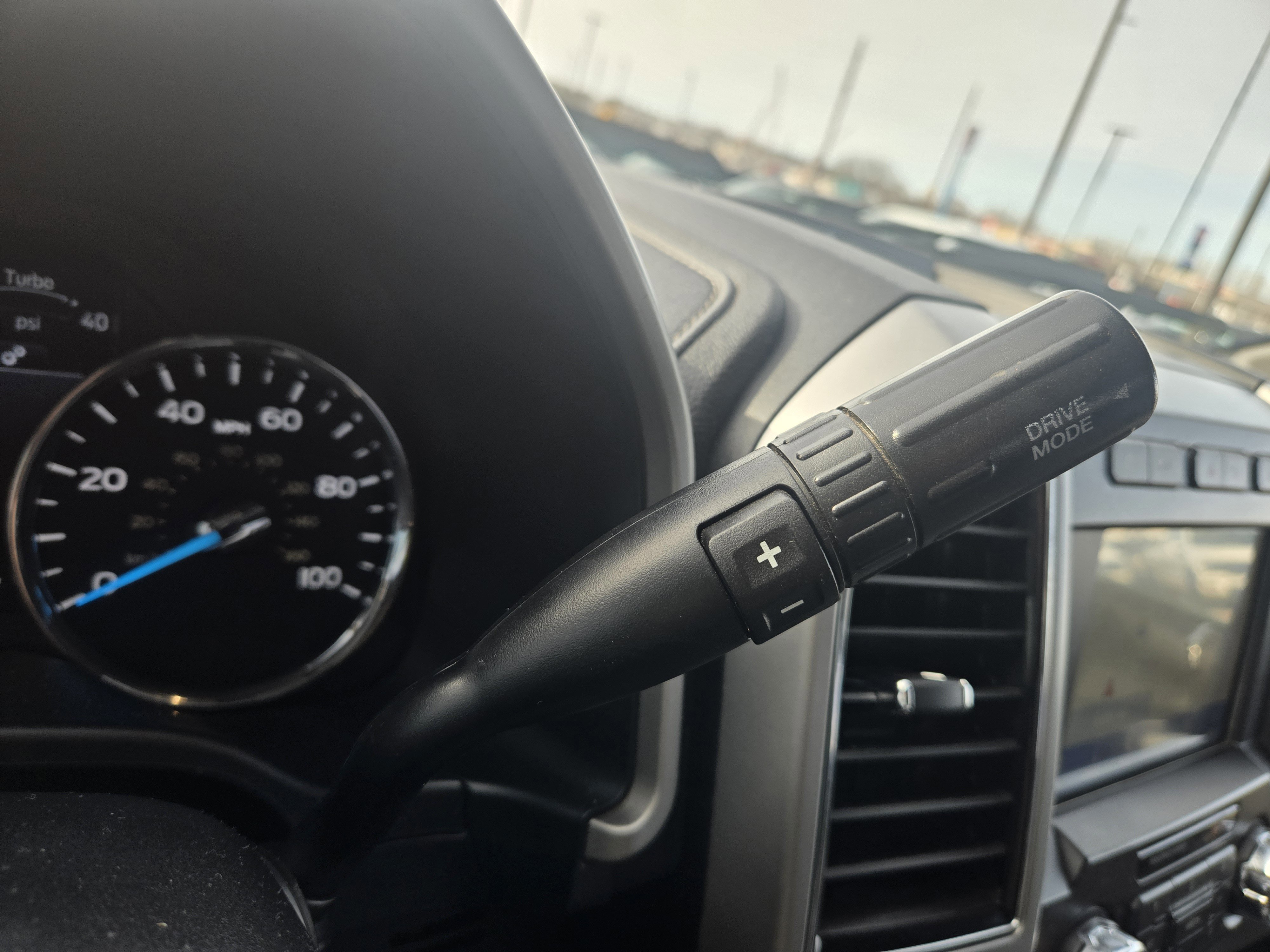 Certified 2020 Ford F250 Lariat w/ Chrome Package image 22