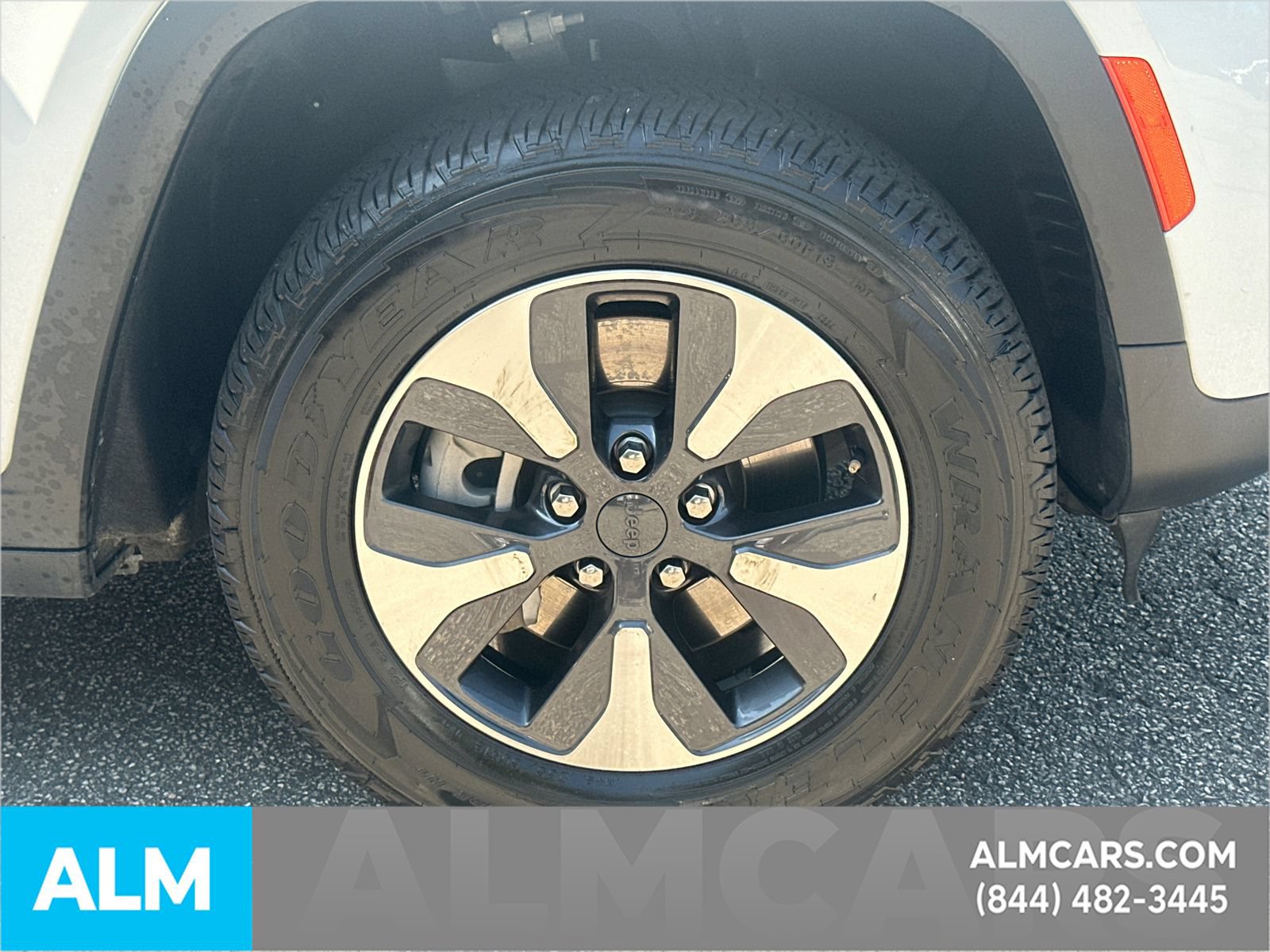 Used 2024 Jeep Grand Cherokee Limited 4xe AWD/4WD image 14