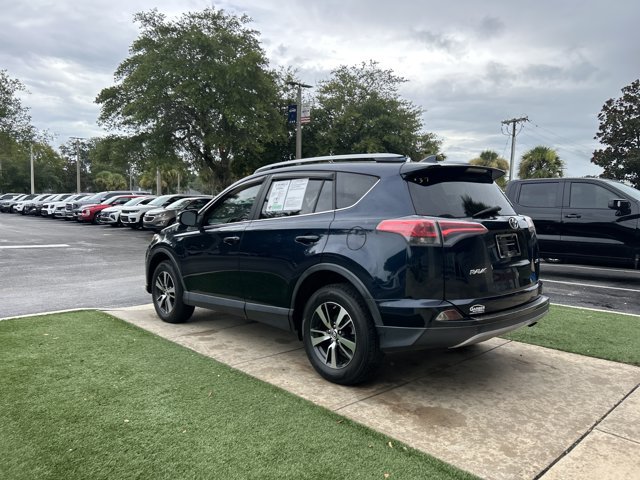 Used 2018 Toyota RAV4 XLE FWD image 9