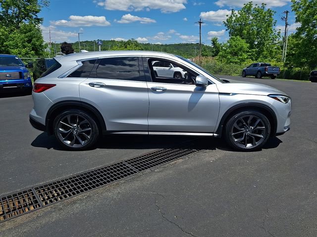 Used 2019 INFINITI QX50 Essential w/ Sensory Package AWD/4WD image 15