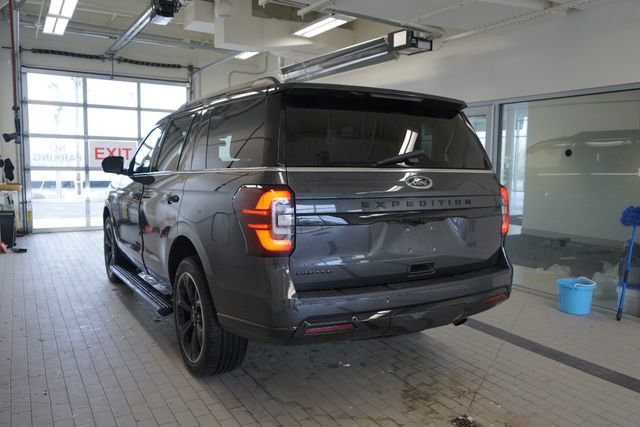 Certified 2022 Ford Expedition Limited AWD/4WD image 12