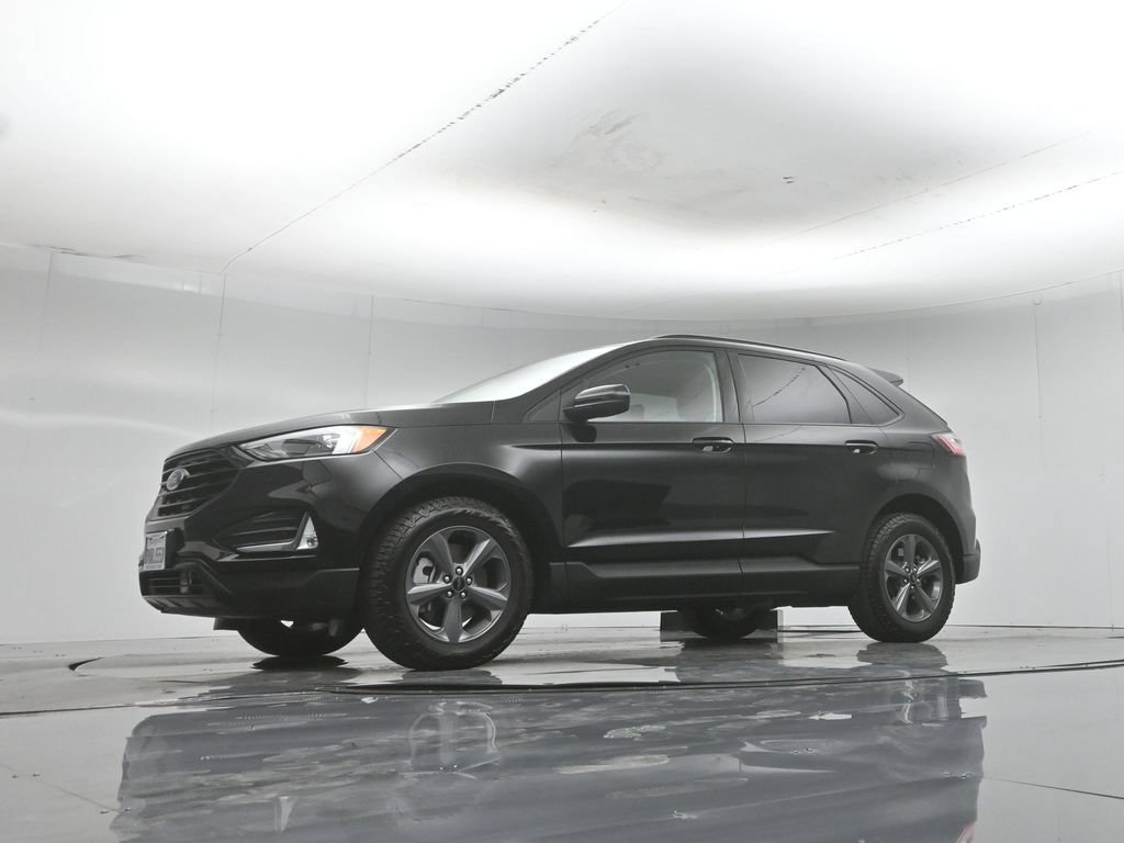Certified 2024 Ford Edge SEL w/ Sport Appearance Package AWD/4WD image 51