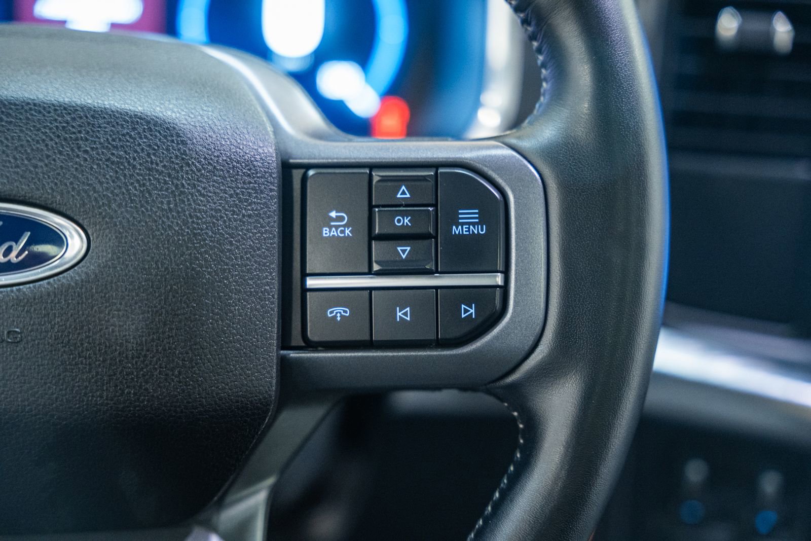 Certified 2023 Ford F150 Lariat w/ Equipment Group 502A High image 37