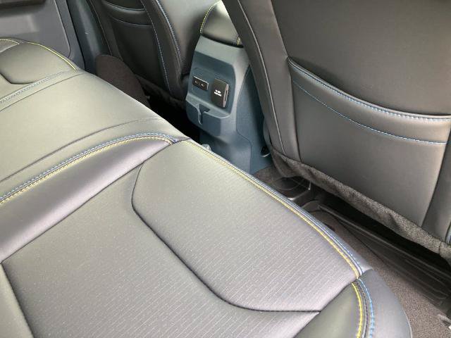 Certified 2025 Ford Maverick Lobo AWD/4WD image 18