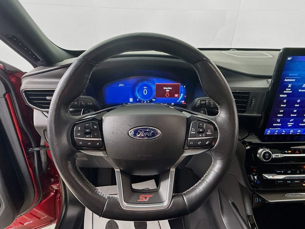 Certified 2023 Ford Explorer ST w/ Equipment Group 401A image 11