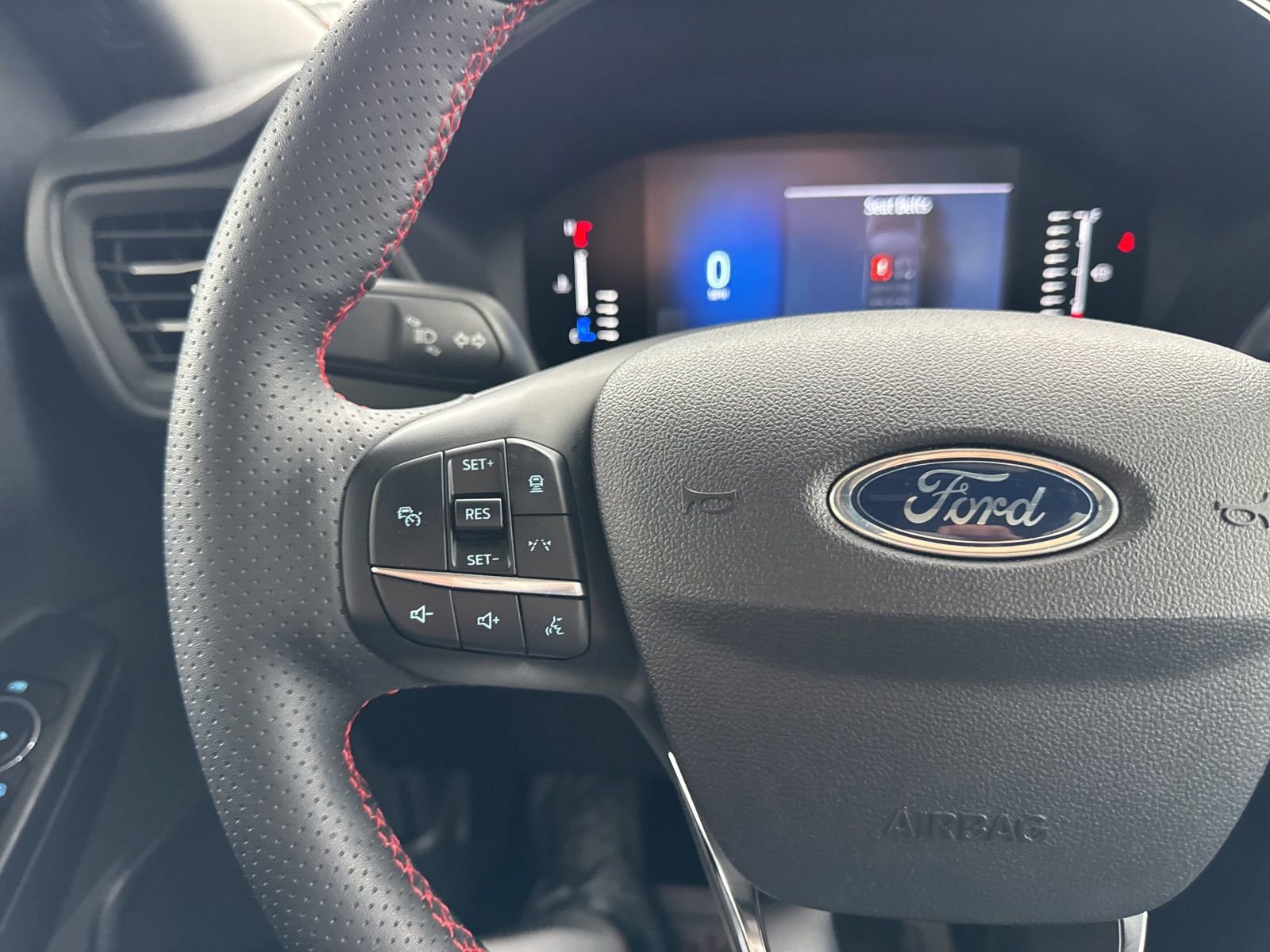 Certified 2023 Ford Escape ST-Line w/ Tech Pack #1 image 31