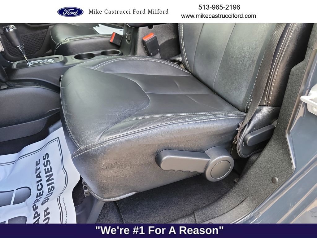 Used 2017 Jeep Wrangler Unlimited Rubicon AWD/4WD image 25