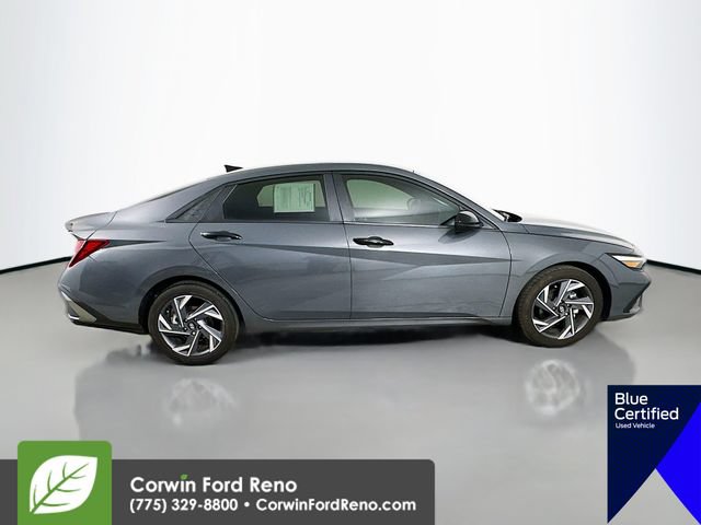 Used 2025 Hyundai Elantra Sport FWD image 11