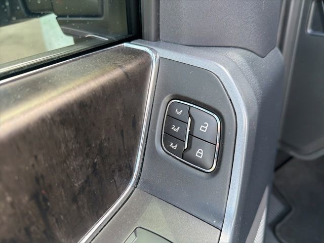 Certified 2024 Ford F350 Lariat w/ Lariat Ultimate Package AWD/4WD image 32