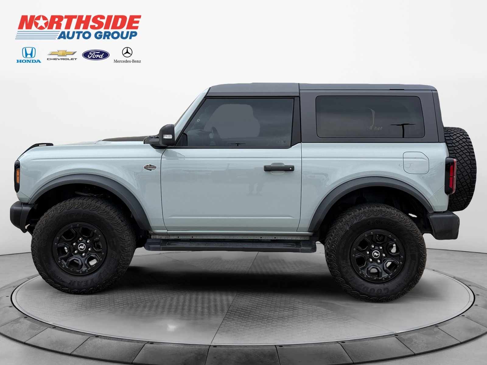Certified 2023 Ford Bronco Wildtrak AWD/4WD image 4