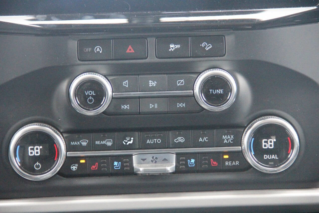 Certified 2024 Ford Expedition XLT image 21