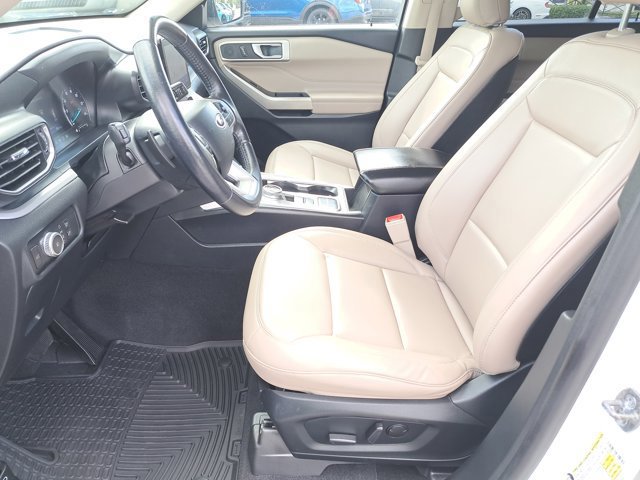 Certified 2020 Ford Explorer XLT w/ Equipment Group 202A image 20