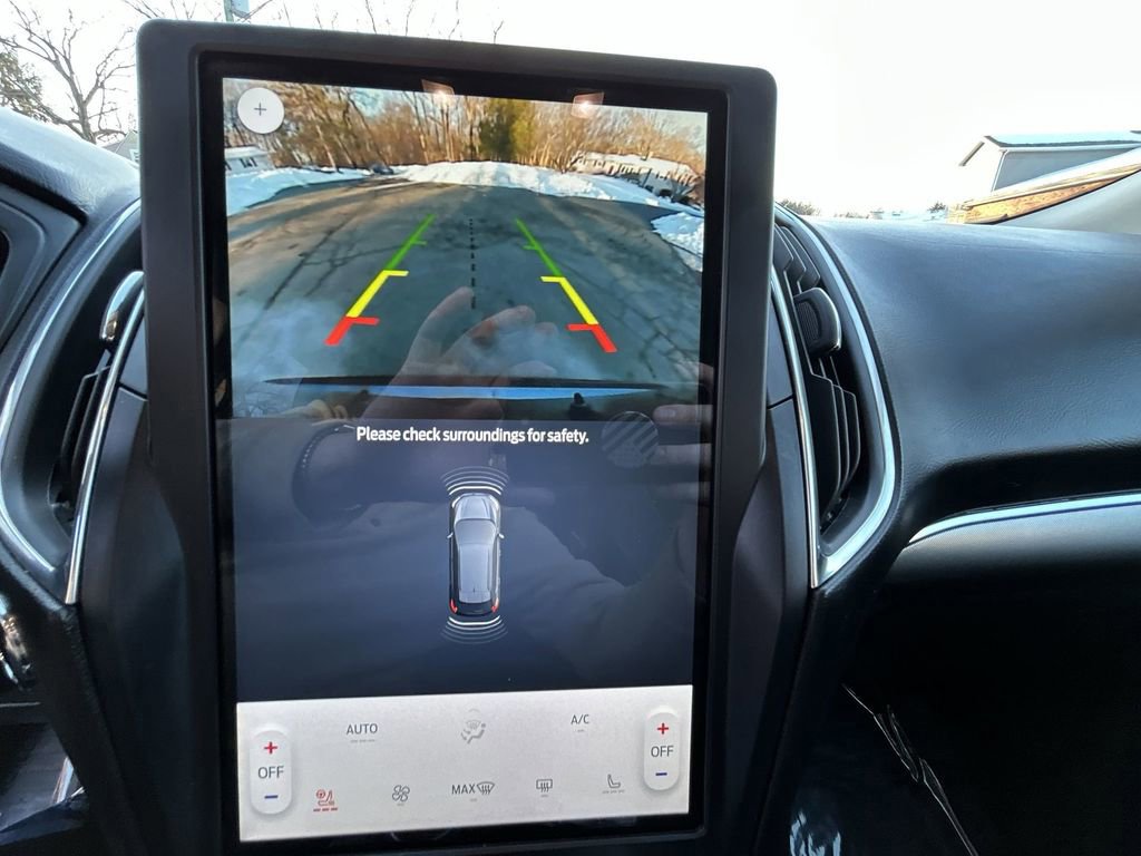 Certified 2022 Ford Edge Titanium image 17