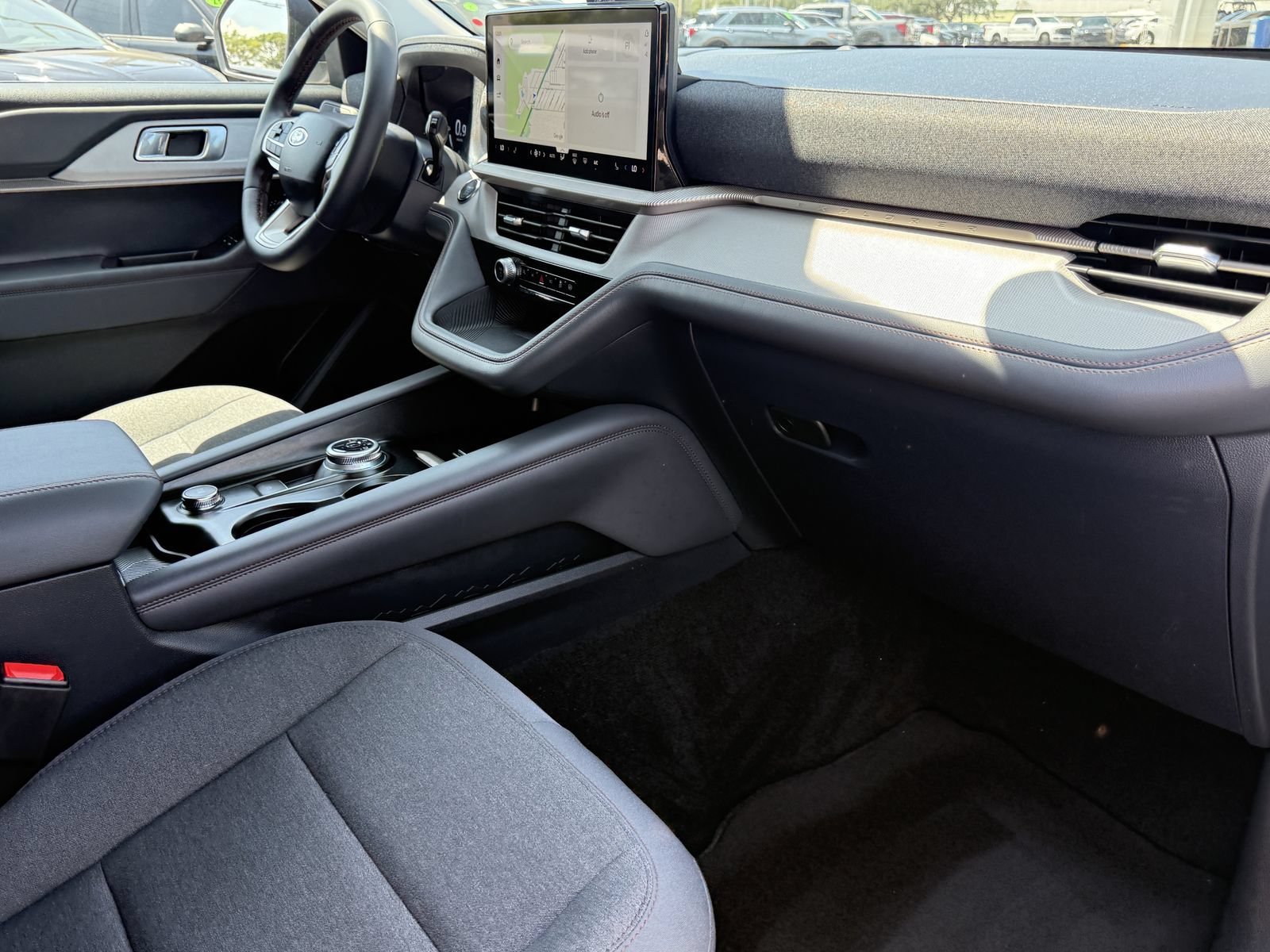 Certified 2025 Ford Explorer Active RWD image 13