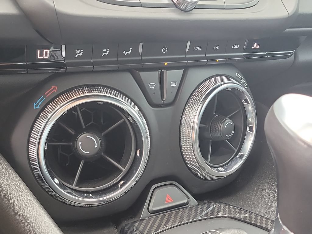 Used 2023 Chevrolet Camaro LT w/ Technology Package RWD image 18