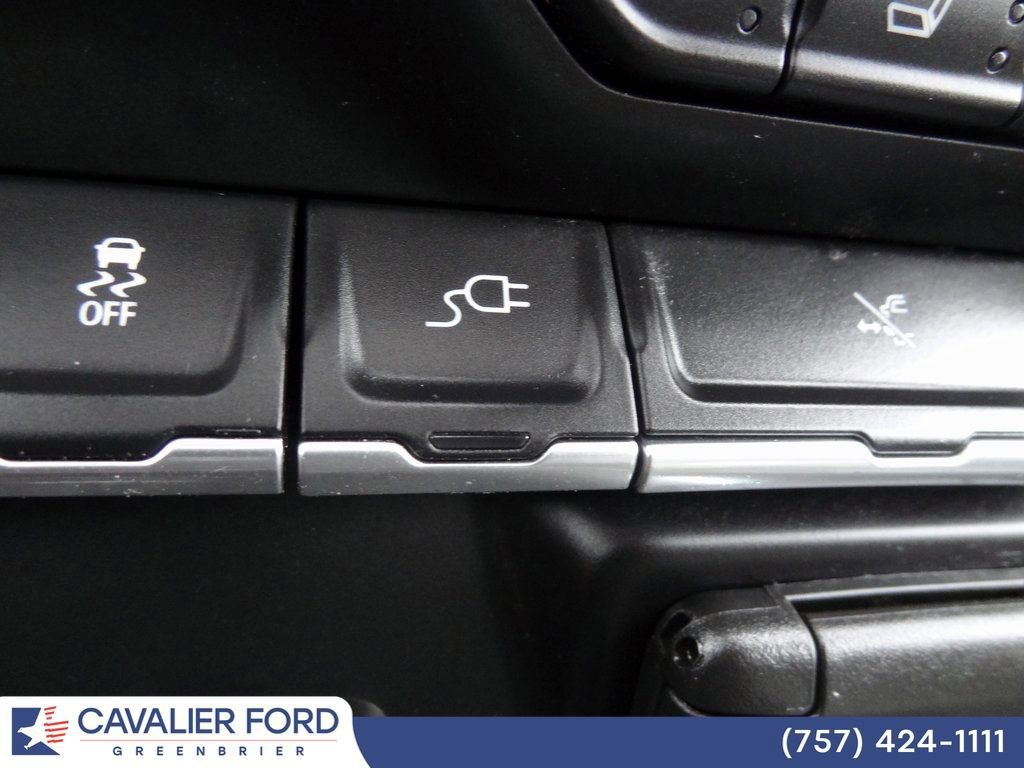 Used 2023 GMC Sierra 3500 Denali image 45