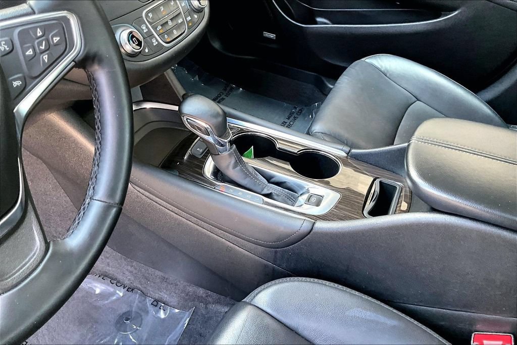 Used 2024 Chevrolet Malibu LT FWD image 17