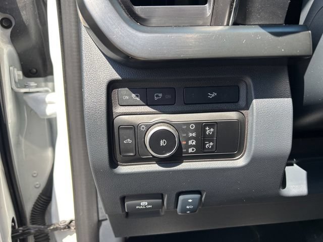 Certified 2024 Ford F350 Lariat w/ Lariat Ultimate Package AWD/4WD image 16