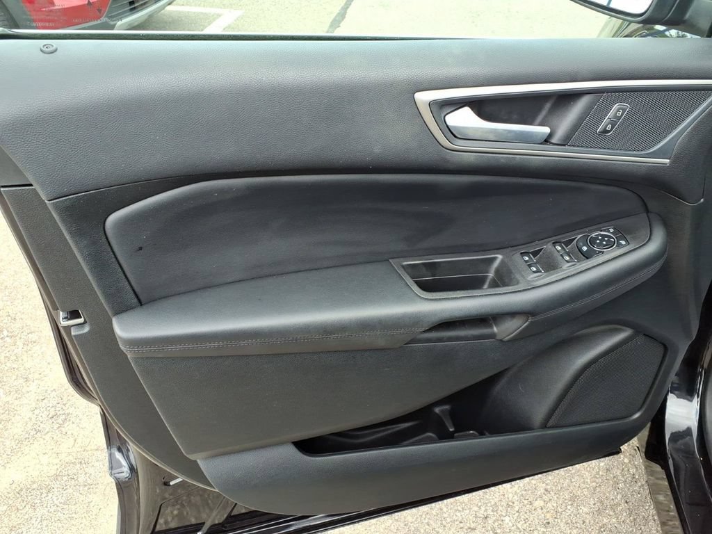 Certified 2023 Ford Edge SEL AWD/4WD image 12