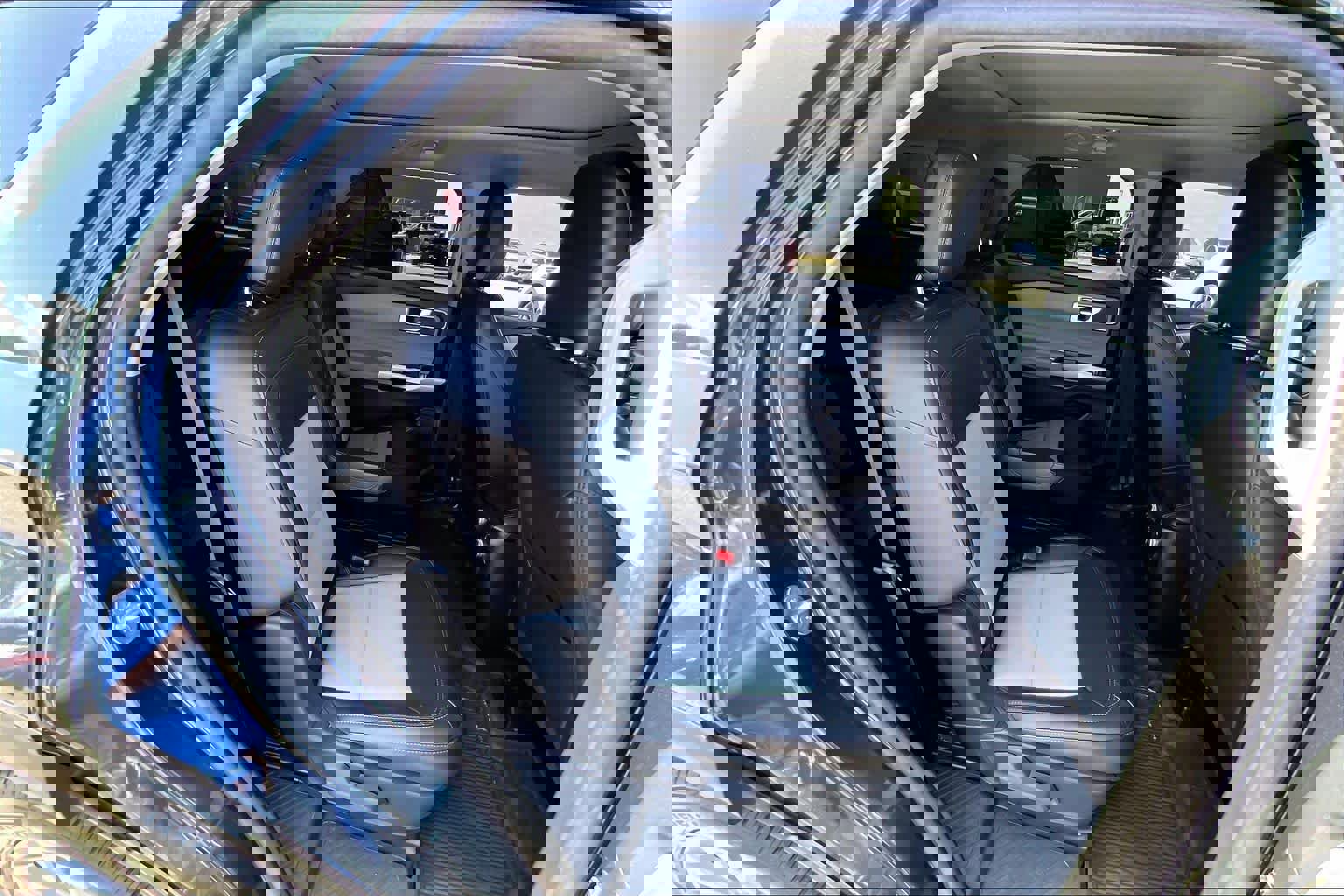 Certified 2023 Ford Explorer XLT w/ Equipment Group 202A image 19