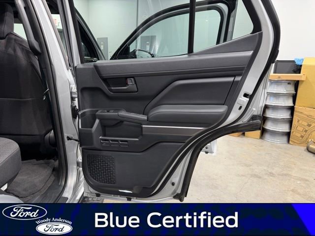 Used 2025 Toyota 4Runner SR5 image 25