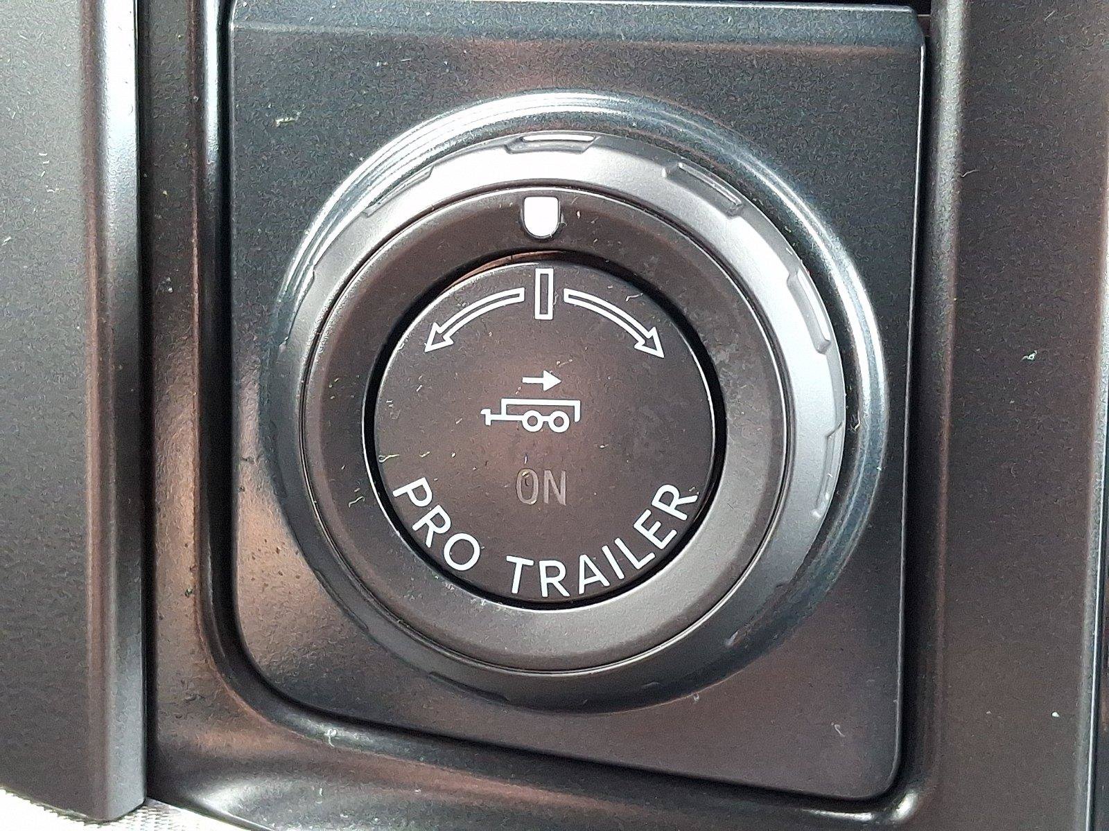 Certified 2025 Ford F150 Lariat w/ Equipment Group 501A Mid AWD/4WD image 27