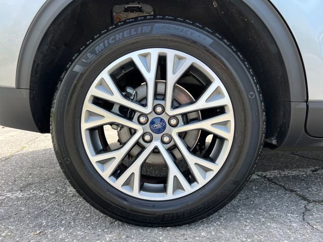 Certified 2022 Ford Escape SEL AWD/4WD image 14
