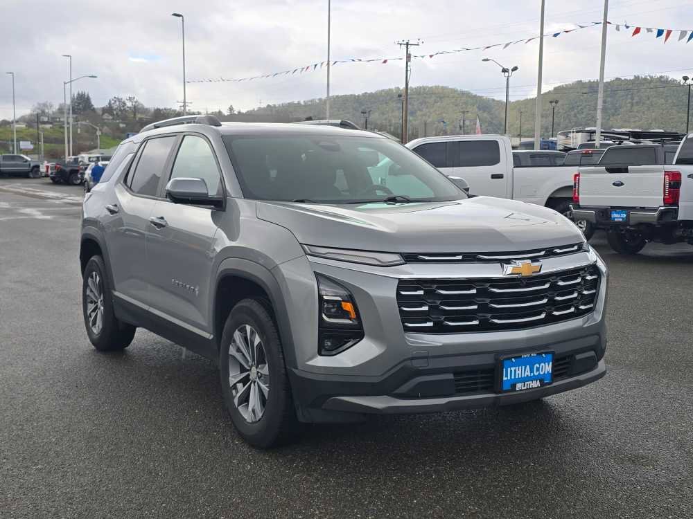 Used 2025 Chevrolet Equinox LT w/ Convenience Package II image 7