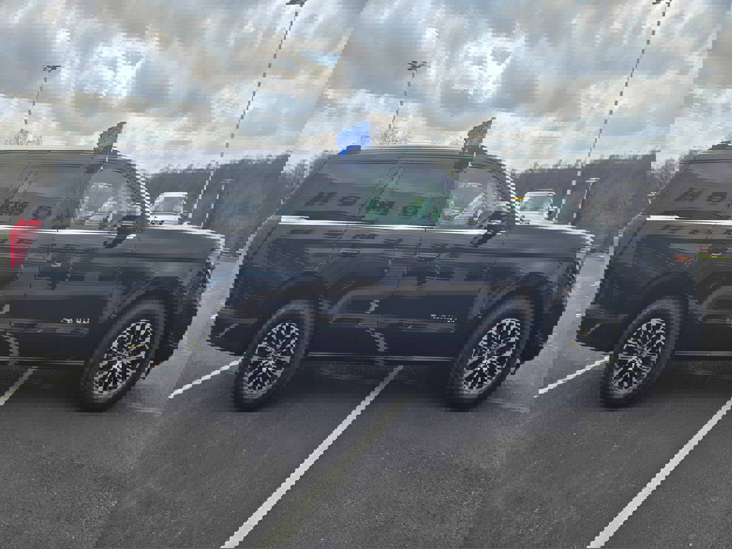 Certified 2025 Ford Expedition Platinum image 2