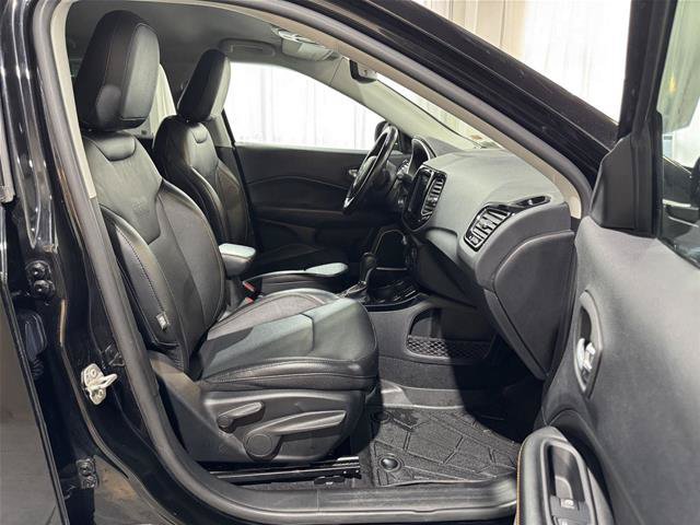 Used 2021 Jeep Compass Limited AWD/4WD image 27
