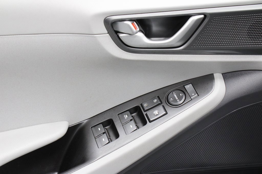 Used 2020 Hyundai Ioniq Blue image 22