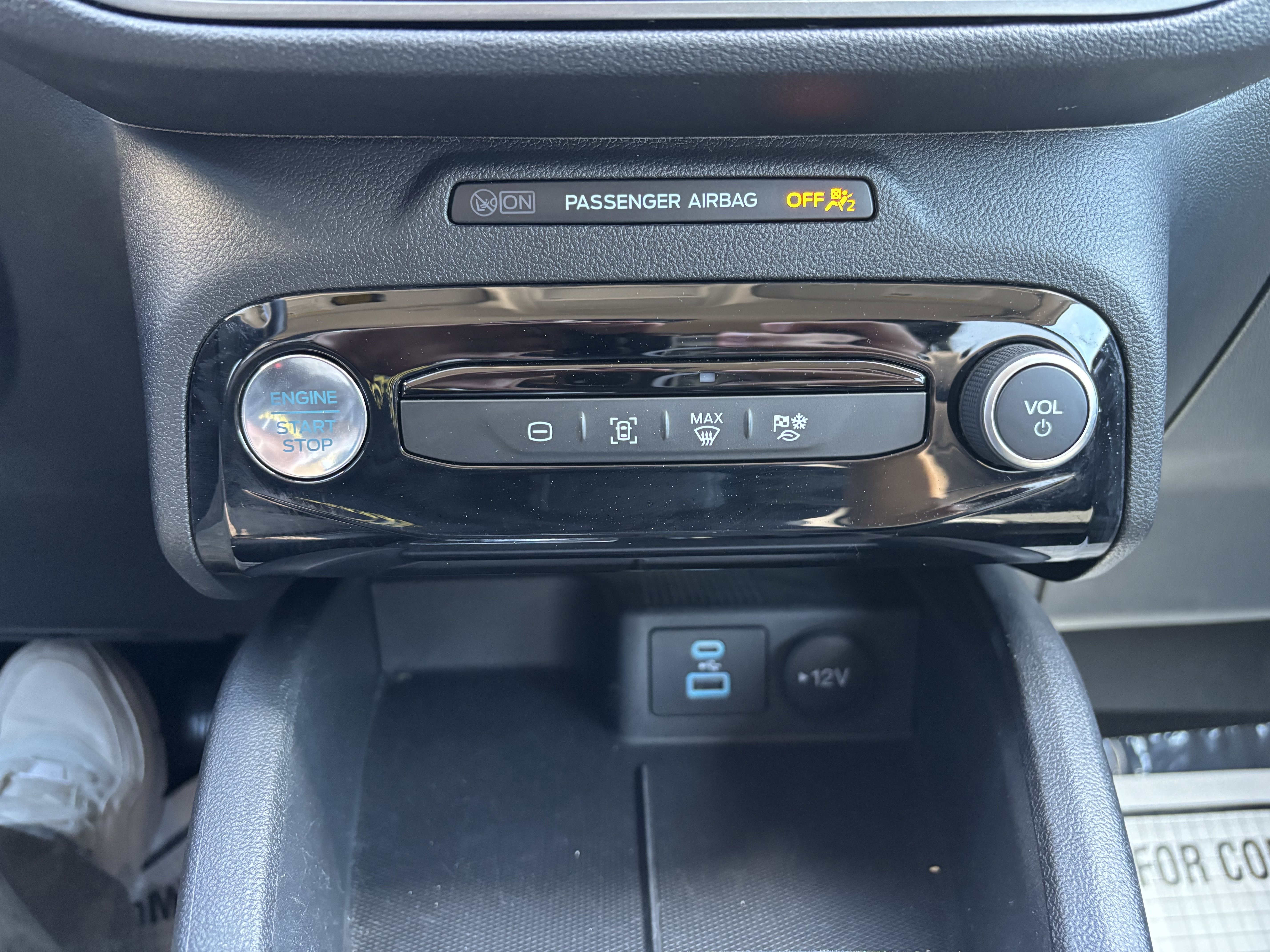 Certified 2023 Ford Escape SE image 36