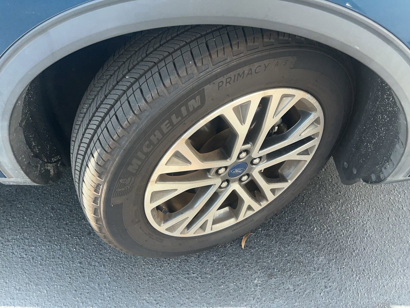 Certified 2020 Ford Escape SEL FWD image 6