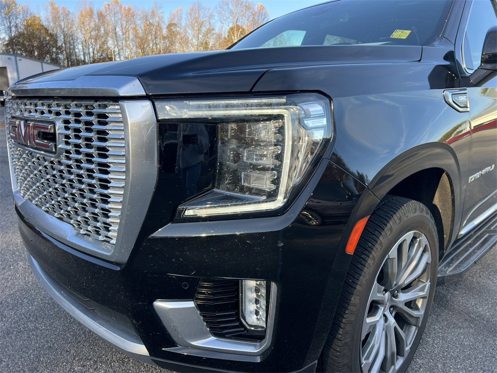 Used 2021 GMC Yukon XL Denali image 10