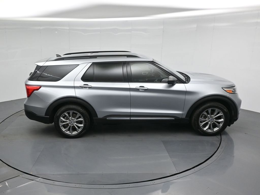 Certified 2022 Ford Explorer XLT w/ Equipment Group 202A image 42