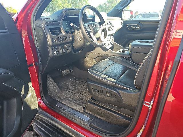 Used 2023 GMC Yukon XL SLT w/ SLT Luxury Package AWD/4WD image 9