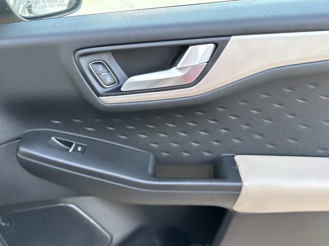 Certified 2020 Ford Escape SEL image 15