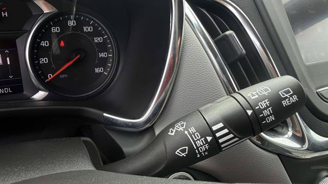 Used 2023 Chevrolet Equinox LS w/ LS Convenience Package AWD/4WD image 16