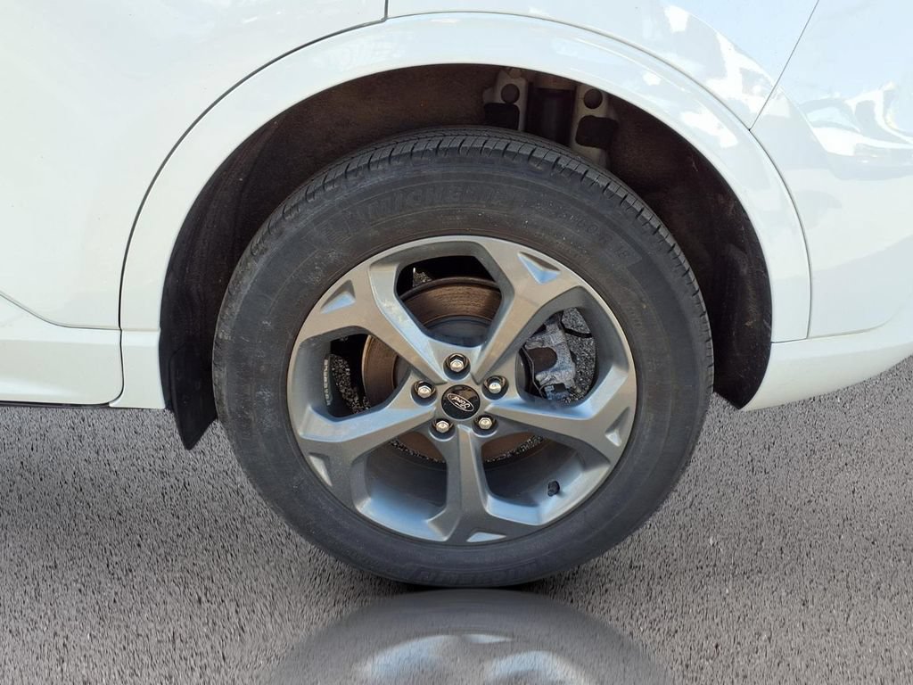 Certified 2023 Ford Escape ST-Line w/ Tech Pack #1 AWD/4WD image 38