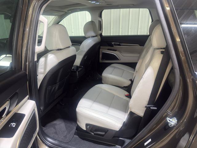 Used 2022 Kia Telluride S FWD image 9