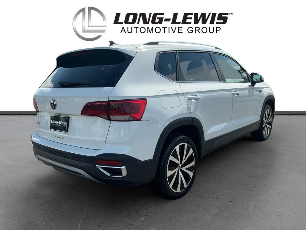Used 2024 Volkswagen Taos SE FWD image 7